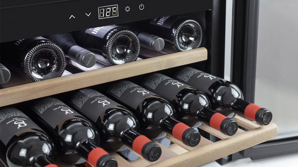 Ремонтируемые модели винных шкафов Electrolux в Луцке